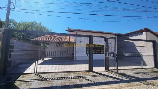 Conjunto Comercial / Sala para alugar, 9m² no Centro, Pindamonhangaba