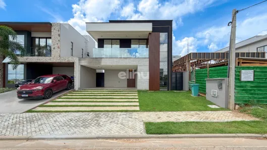 Casa de Condomínio com 4 Quartos à venda, 280m² no Cidade Alpha, Eusébio