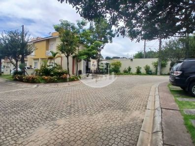 Casa de Condomínio com 2 Quartos à venda, 80m² no Vila Alati, Jundiaí