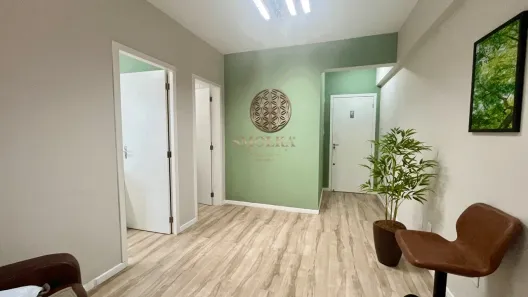 Conjunto Comercial / Sala para alugar, 26m² no Trindade, Florianópolis