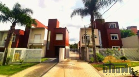 Sobrado com 3 Quartos à venda, 168m² no Campo Comprido, Curitiba