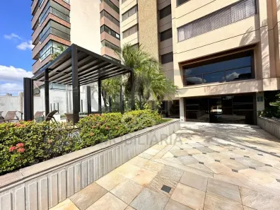 Apartamento com 3 Quartos à venda, 240m² no Cambuí, Campinas