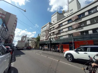 Conjunto Comercial / Sala para alugar, 79m² no Centro, Passo Fundo