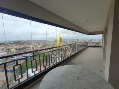 Apartamento com 4 Quartos à venda, 217m² no Cidade Nova, Franca