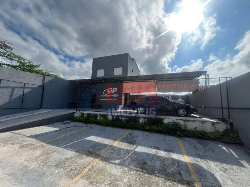 Foto do imóvel - Ponto comercial/Loja/Box à venda com 147 m², 3 banheiros e 8 vagas na garagem em