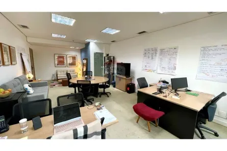 Conjunto Comercial / Sala à venda, 42m² no Cidade Monções, São Paulo