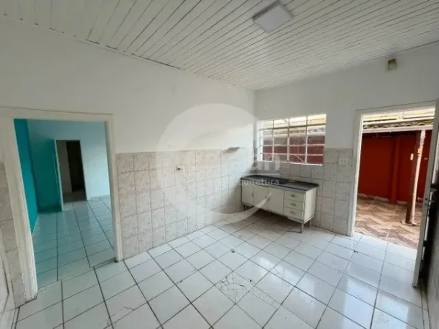 Foto do imóvel - Casa para alugar com 2 quartos, 1 banheiro, 96 m² e quintal em