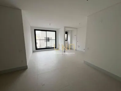 Apartamento com 2 Quartos à venda, 77m² no Canto, Florianópolis
