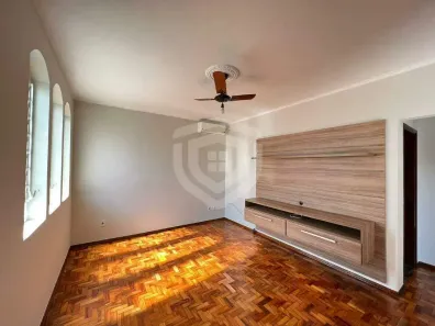 Casa com 3 Quartos para alugar, 145m² no Vila Souto, Bauru
