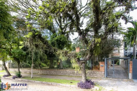 Casa com 4 Quartos à venda, 468m² no Vila Assunção, Porto Alegre