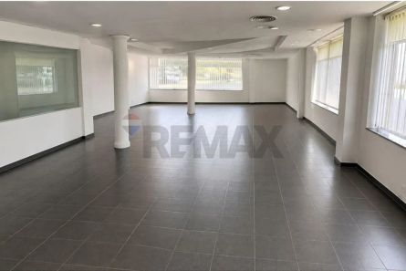 Loja / Salão / Ponto Comercial à venda, 213m² no Praia do Canto, Vitória