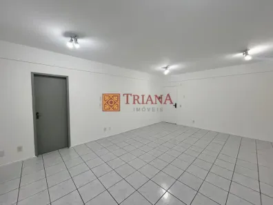 Conjunto Comercial / Sala à venda, 41m² no Balneário, Florianópolis