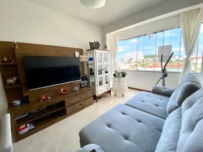 Apartamento com 2 Quartos à venda, 68m² no Capoeiras, Florianópolis