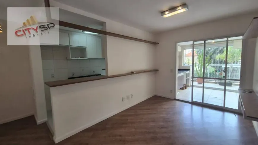 Foto do imóvel - Apartamento para alugar ou à venda com 1 quarto, 1 banheiro, 1 vaga na garagem, varanda e.