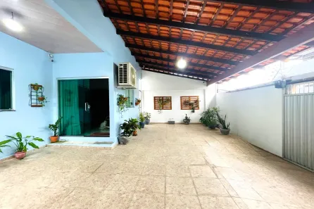 Casa com 2 Quartos à venda, 112m² no Coroado, Manaus