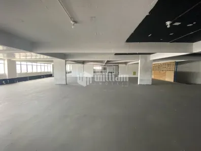 Conjunto Comercial / Sala para alugar, 620m² no Centro I, Brusque