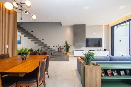 Casa de Condomínio com 3 Quartos à venda, 302m² no Campo Comprido, Curitiba