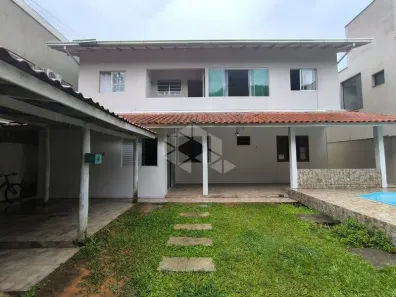 Casa com 2 Quartos para alugar, 71m² no Campeche, Florianópolis