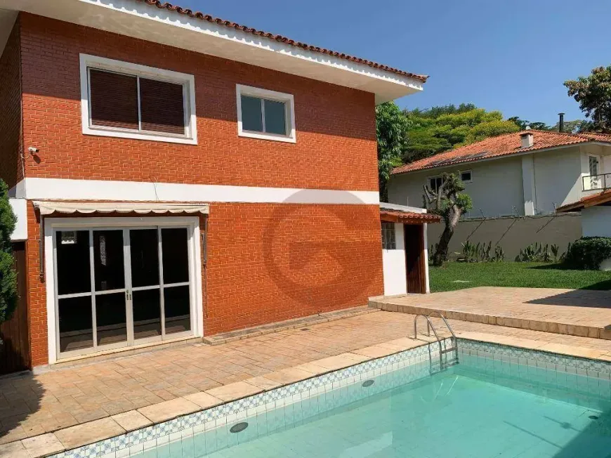 Foto do imóvel - Sobrado à venda com 4 quartos, 2 suítes, 450 m², 4 banheiros e 7 vagas na garagem em