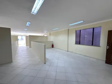 Prédio/Edifício Inteiro para alugar, 2000m² no Umarizal, Belém