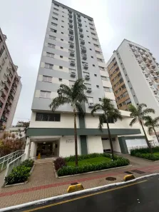 Apartamento com 2 Quartos para alugar, 75m² no Centro, Criciúma