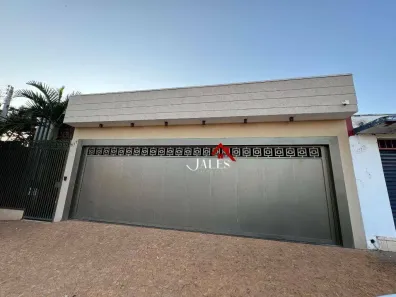 Casa com 3 Quartos à venda, 400m² no Centro, Colina
