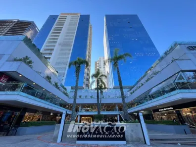 Conjunto Comercial / Sala à venda, 34m² no Centro, Caxias do Sul