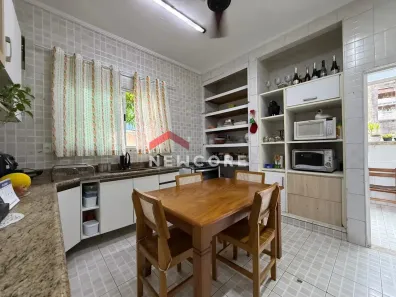Casa com 3 Quartos à venda, 129m² no Marapé, Santos