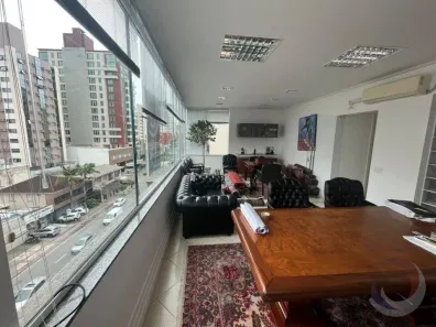 Conjunto Comercial / Sala à venda, 169m² no Centro, Florianópolis