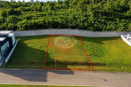 Terreno / Lote / Condomínio à venda, 450m² no Butiatumirim, Colombo