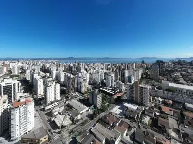 Apartamento com 2 Quartos à venda, 80m² no Centro, Florianópolis