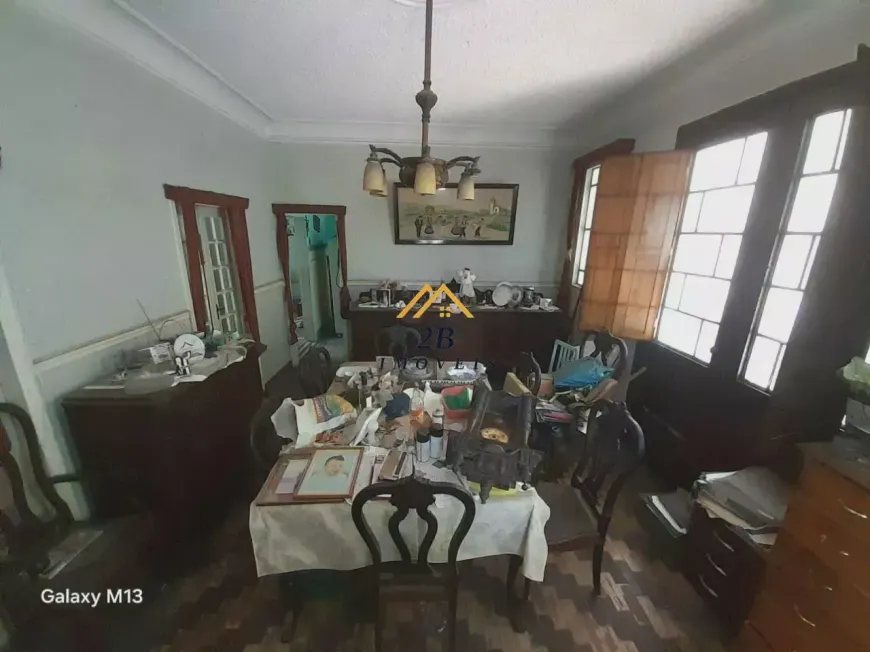 Foto do imóvel - Casa para alugar com 300 m², 5 quartos, 3 banheiros, 5 vagas