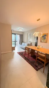 Apartamento com 2 Quartos para alugar, 67m² no Centro, Florianópolis