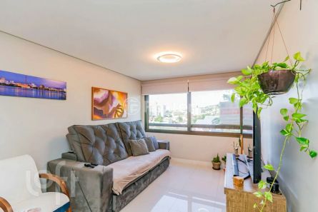 Apartamento com 3 Quartos à venda, 77m² no Camaquã, Porto Alegre