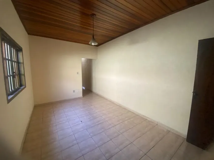 Foto do imóvel - Casa para alugar com 150 m², 2 quartos, 1 banheiro, 2 vagas