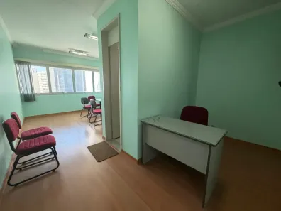 Conjunto Comercial / Sala à venda, 28m² no Centro, São José dos Campos