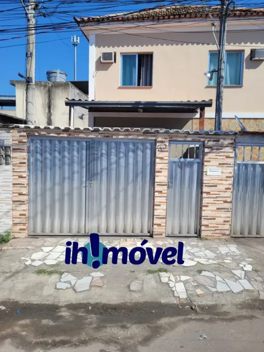 Foto do imóvel - Casa à venda com 2 quartos, 1 banheiro, jardim no condomínio e aceita animais em