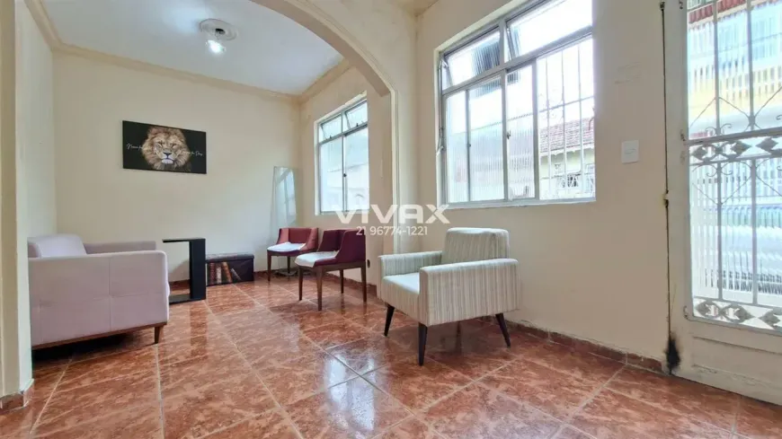 Foto do imóvel - Casa para comprar com 130 m², 5 quartos, 3 banheiros, 1 vaga