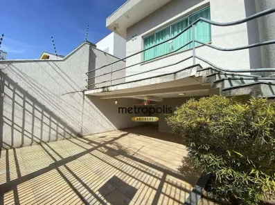 Sobrado com 3 Quartos à venda, 323m² no Vila Scarpelli, Santo André