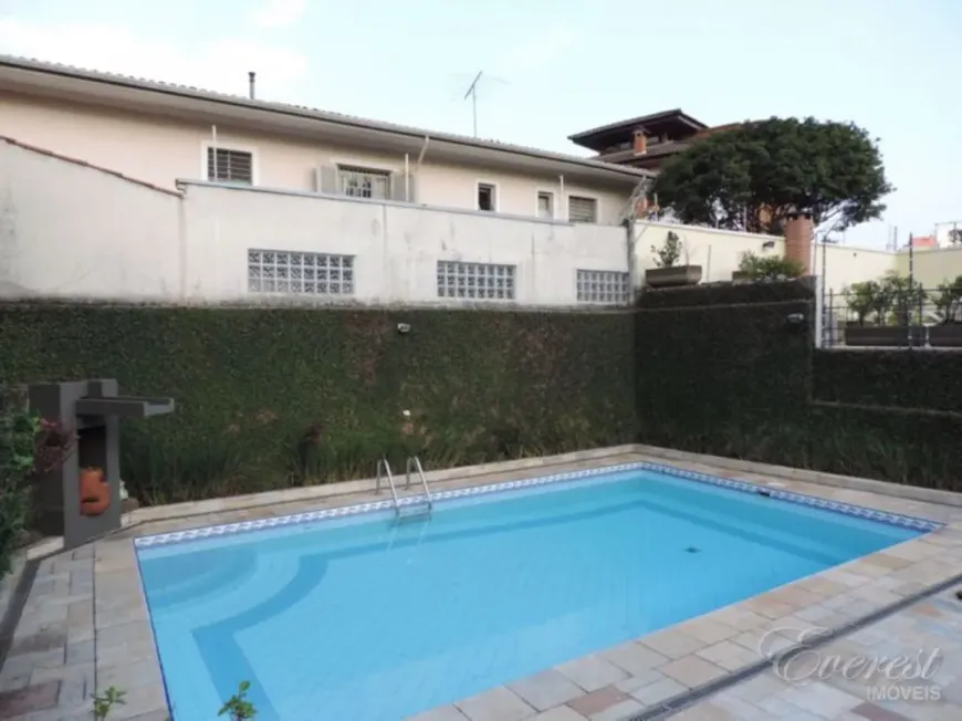 Foto do imóvel - Sobrado à venda com 4 quartos, 2 suítes, 348 m², 6 banheiros e 4 vagas próximo ao Metrô.