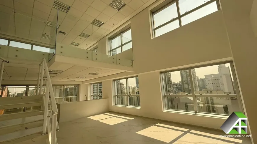 Foto do imóvel - Conjunto Comercial / Sala com 1 Quarto para alugar, 165m²