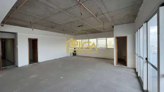 Conjunto Comercial / Sala com 1 Quarto à venda, 136m² no Encruzilhada, Santos