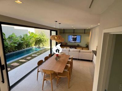 Casa de Condomínio com 4 Quartos para venda ou aluguel, 185m² no Bairro de Juquehy, São Sebastião