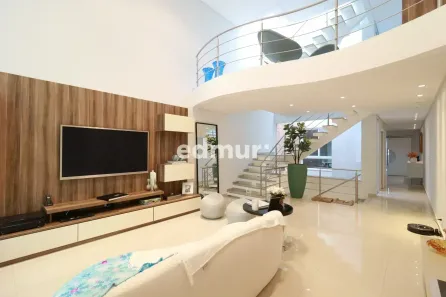 Sobrado com 4 Quartos à venda, 372m² no Vila Curuçá, Santo André