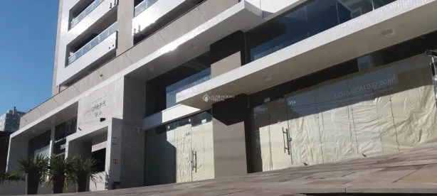 Conjunto Comercial / Sala à venda, 377m² no Panazzolo, Caxias do Sul