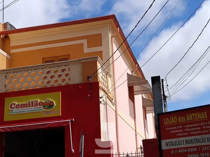 Foto do imóvel - Casa à venda com 3 quartos, 3 banheiros e 200 m² em