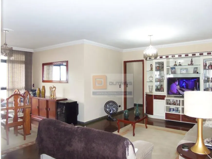 Foto do imóvel - Apartamento à venda com 3 quartos, 1 suíte, 127 m², 3 banheiros e 2 vagas na garagem em