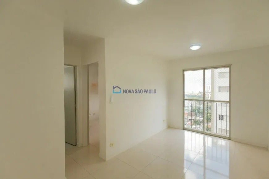 Foto do imóvel - Apartamento para alugar com 1 quarto, 1 banheiro, 1 vaga na garagem e elevador no condomínio.