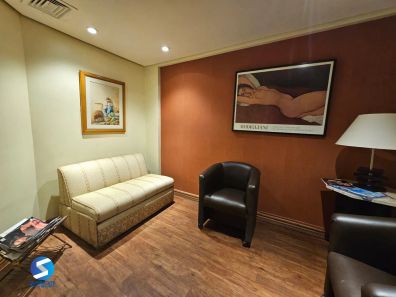 Conjunto Comercial / Sala com 2 Quartos à venda, 47m² no Moinhos de Vento, Porto Alegre
