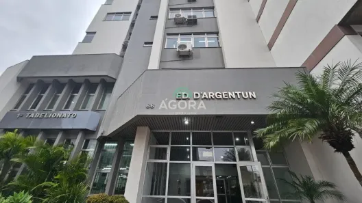 Conjunto Comercial / Sala para alugar, 56m² no Centro, Canoas